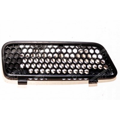 Решетка радиатора В Капот (правая) Черная TYG для RENAULT SCENIC 1999-2003 - фото